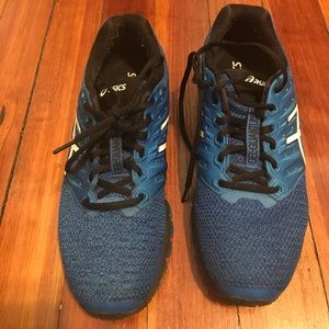 ASICS MENS 11 RUNNING SHOES
